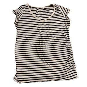 Bump Start by Motherhood Maternity | Stripped Black & White Tee Size XL Comfort